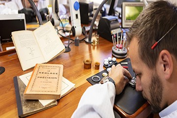 杭州劳力士手表官方售后擦油价格